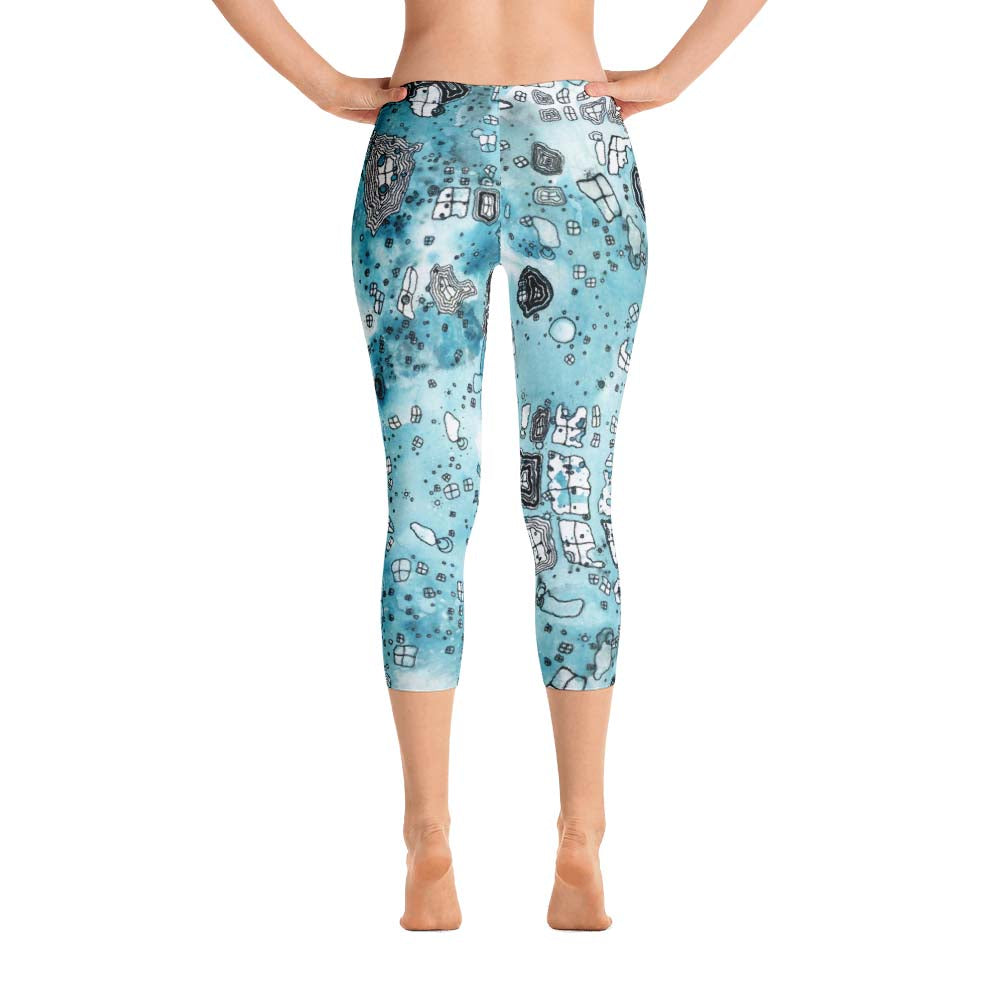 Blue Abstract Yoga Capri Leggings, Patterned Women's Capris Tights